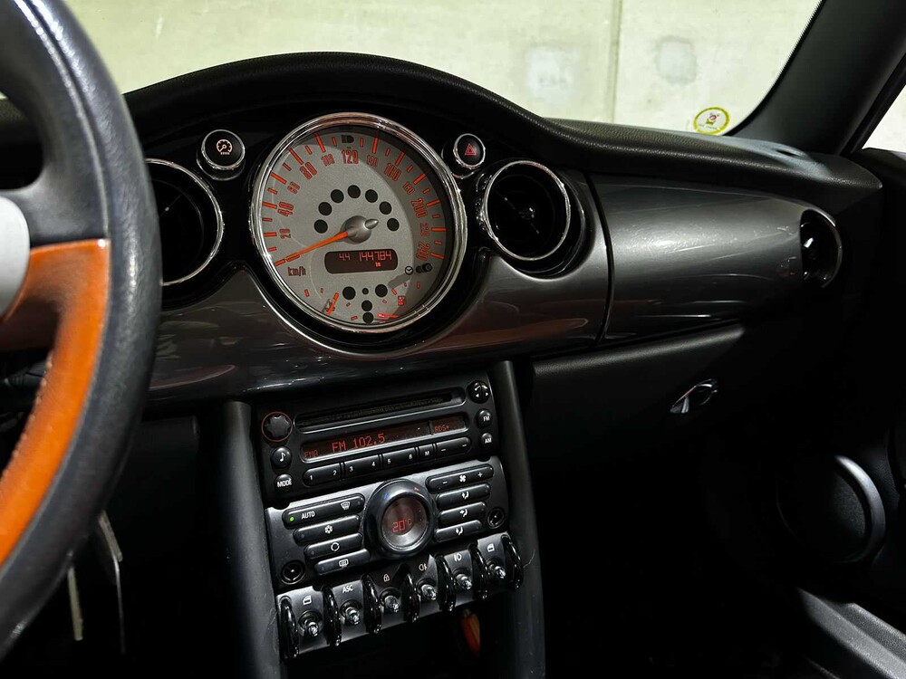 Mini Cabrio Cooper Sidewalk 1.6 116pk 2007, KN-974-N Youngtimer