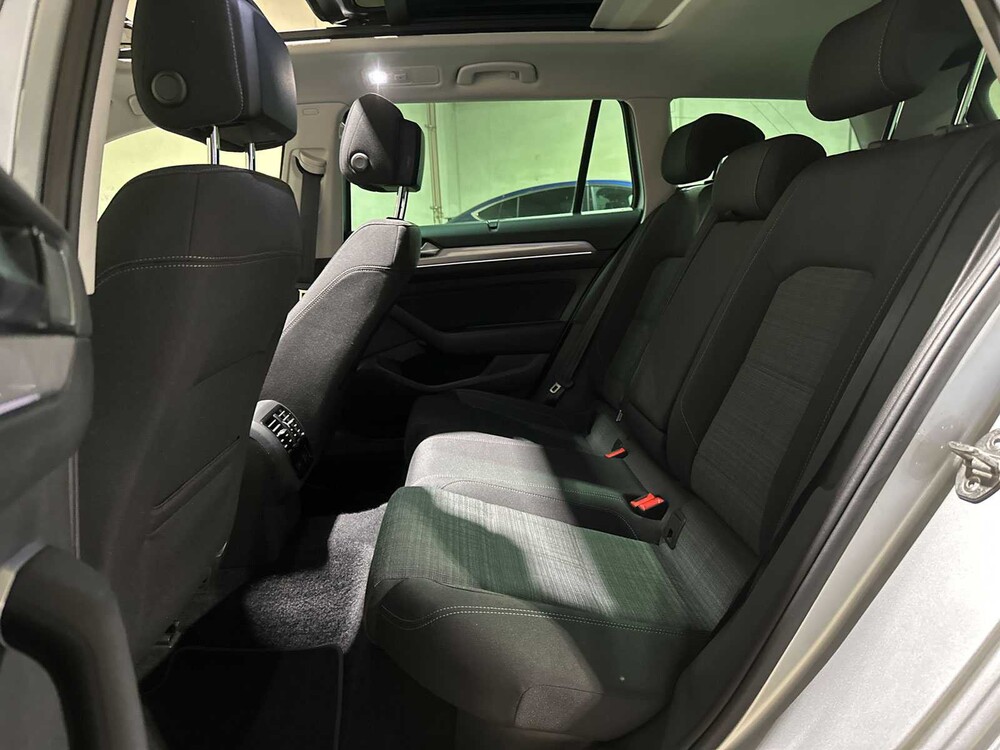 Volkswagen Passat Variant 1.5 TSI Comfort Business 7-DSG 150 PS 2020 (Original-NL + 1 Besitzer), H-063-TT