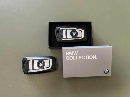 BMW 520i Luxury Edition 184pk 2016 (Origineel-NL) 5-serie F10, KK-611-L