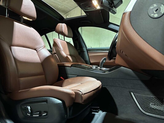 BMW 520i Luxury Edition 184pk 2016 (Origineel-NL) 5-serie F10, KK-611-L