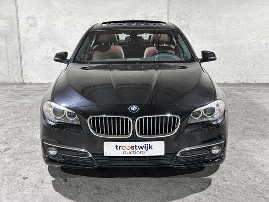 BMW 520i Luxury Edition 184pk 2016 (Origineel-NL) 5-serie F10, KK-611-L