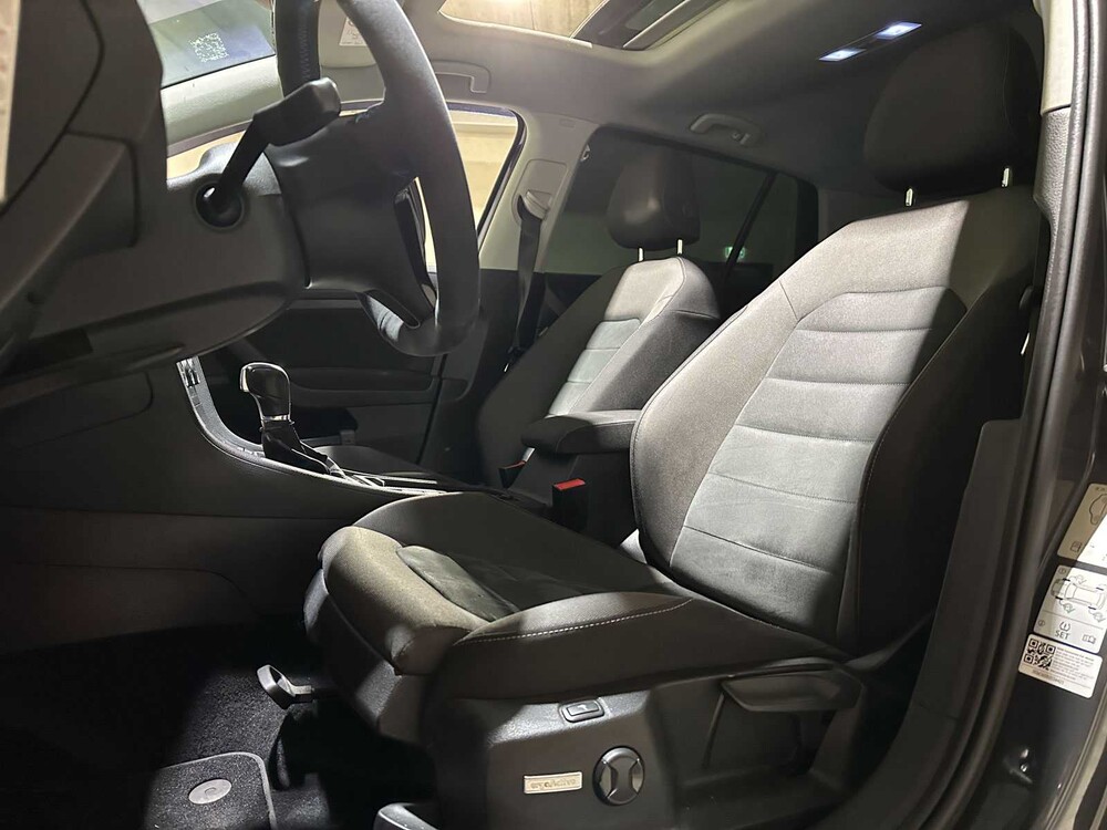 Volkswagen Golf 1.0 TSI Comfortline Business 110 PS 2018 (Original-NL), RX-771-L