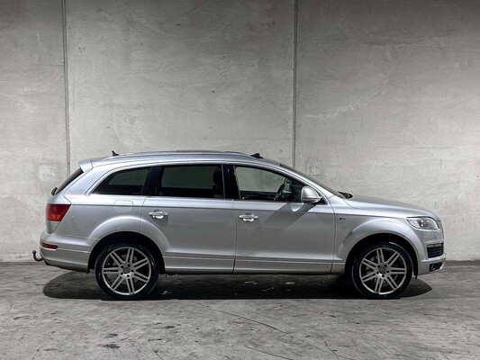 Audi Q7 4.2 FSI Quattro Pro Line+ 4+2 349 PS 2007 (Original-NL), 23-TR-LK Youngtimer
