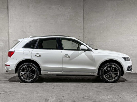 Audi Q5 3.2 FSI V6 Quattro Pro Line 269 PS 2010, J-936-ZV