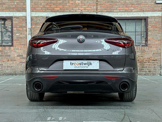 Alfa Romeo Stelvio 2.0 T AWD Super 200 PS 2018 (Original-NL), RT-553-H