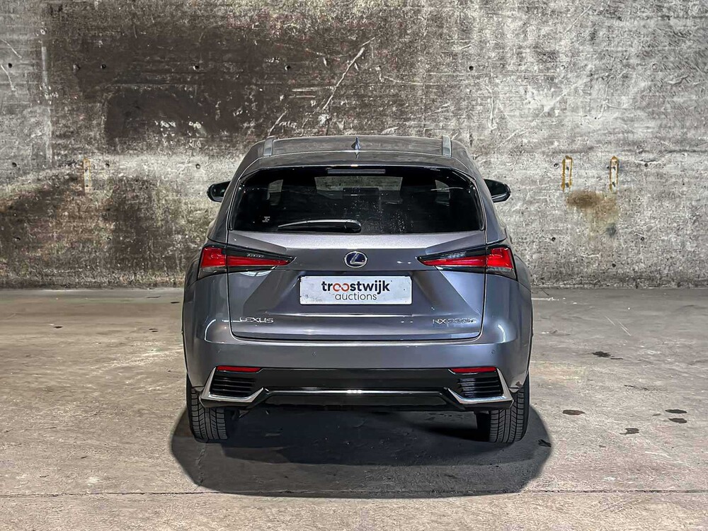 Lexus NX 300h Executive Line 2.5 AWD 184hp 2021 Plug-In Hybrid, KGK-71-F