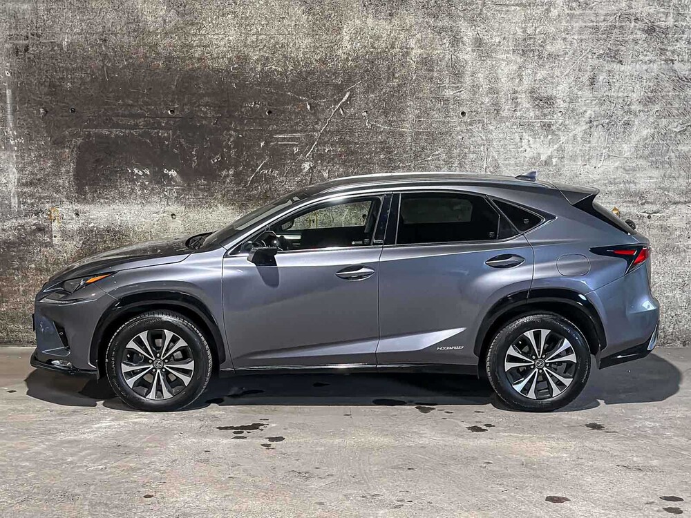 Lexus NX 300h Executive Line 2.5 AWD 184hp 2021 Plug-In Hybrid, KGK-71-F