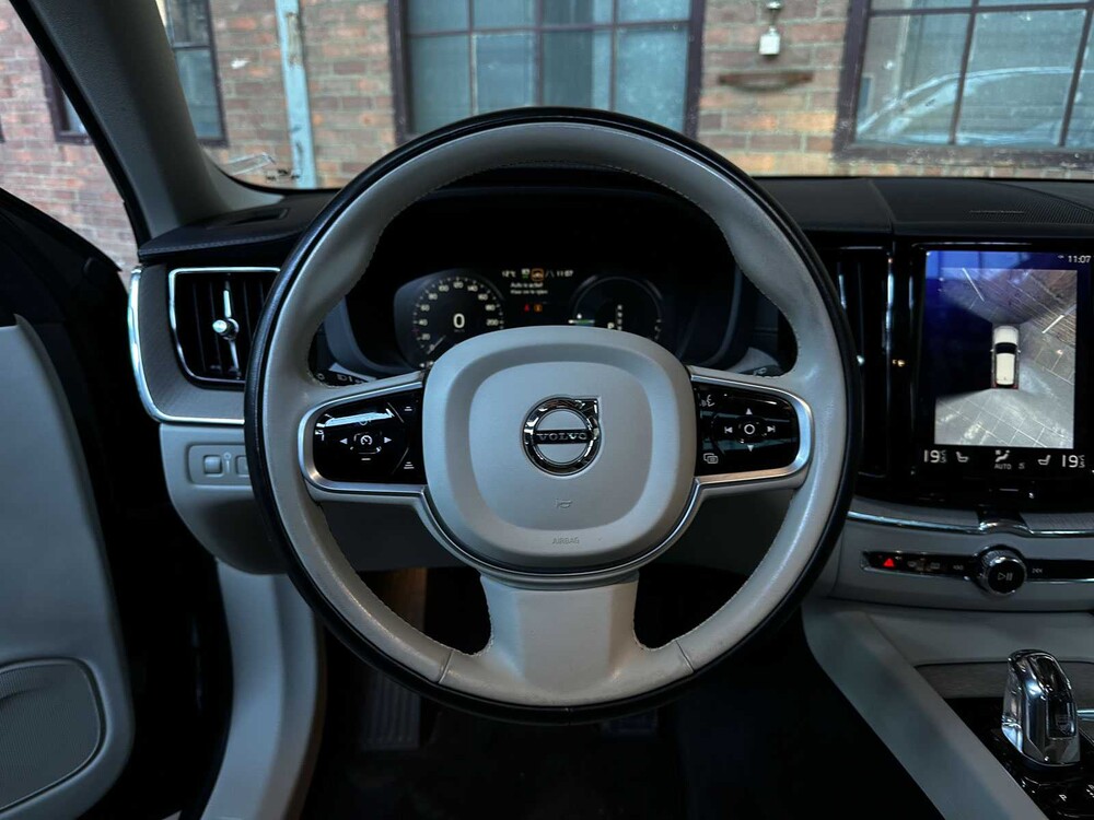 Volvo XC60 2.0 T8 Twin Engine AWD Inscription R-Design 303pk 2019, R-244-TZ
