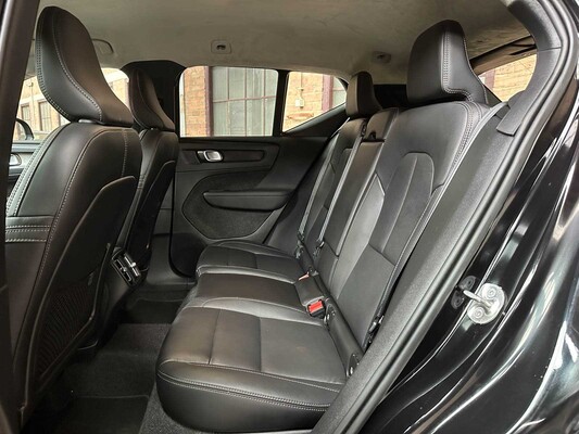 Volvo XC40 2.0 B3 Mild-Hybrid 163 PS 2024