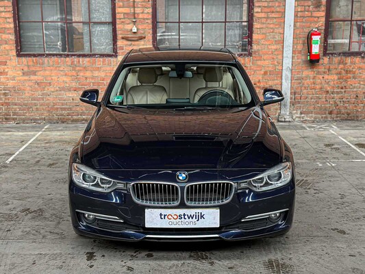 BMW 320i EfficientDynamics Edition Upgrade Edition 170 PS 2013 (Original-NL) 3er, 1-SLL-03