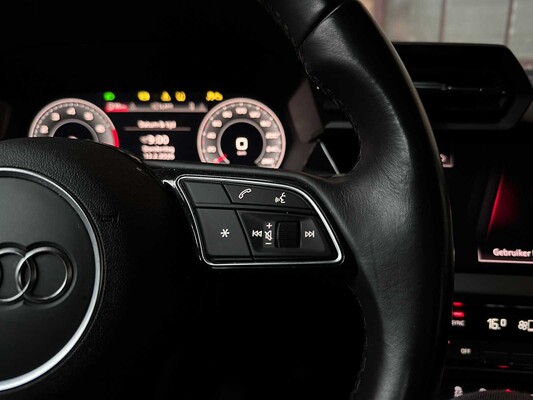 Audi A3 Limousine 30 TFSI S Edition 110pk 2021, Z-259-RT