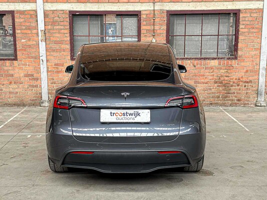 Tesla Model Y Max Range AWD 345 PS 2022