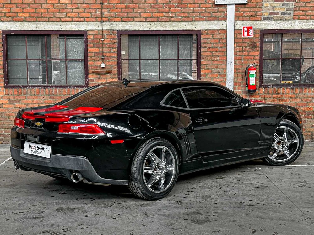 Chevrolet Camaro LS 3.6 V6 328pk 2014