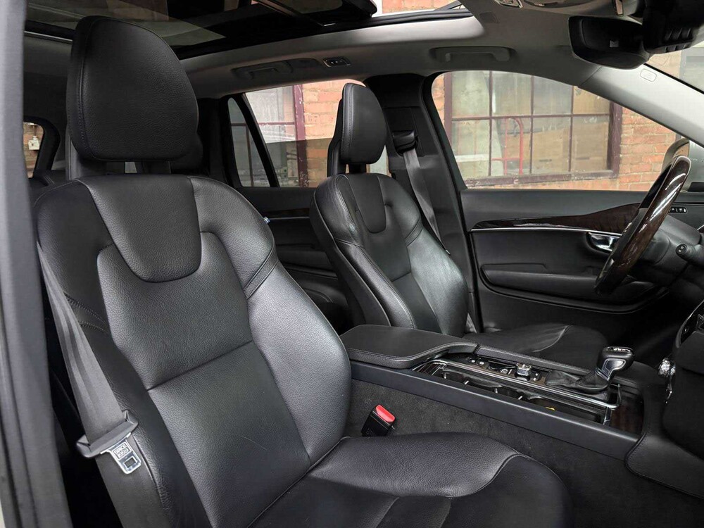 Volvo XC90 2.0 T6 Allradantrieb Beschriftung 320 PS 2015, ZR-425-V