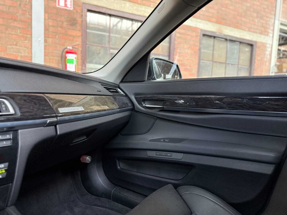 BMW ActiveHybrid7 F04 4.4 V8 465pk 2011, HZR-14-F