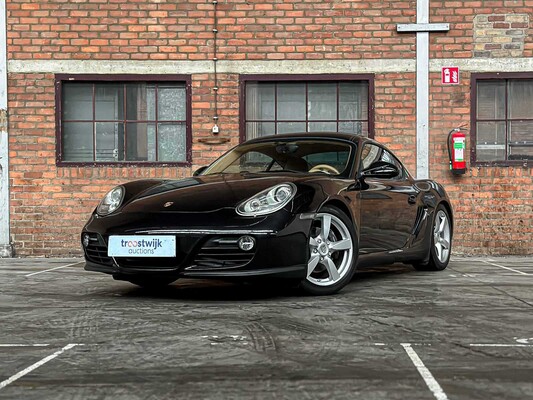 Luxury en sports cars te Milsbeek
