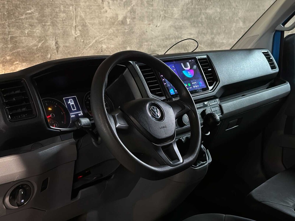 Volkswagen Crafter 35 2.0 TDI L4 Bakwagen 102pk 2017 Bedrijfswagen (Origineel-NL), V-061-JR