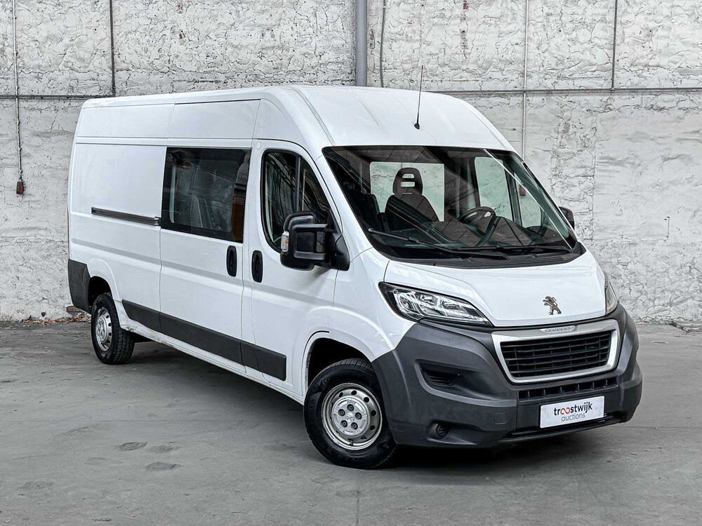 Peugeot Boxer 335 2.2 HDI L3H2 XR 150pk 2016 7-Persoons Bedrijfswagen, V-584-GT