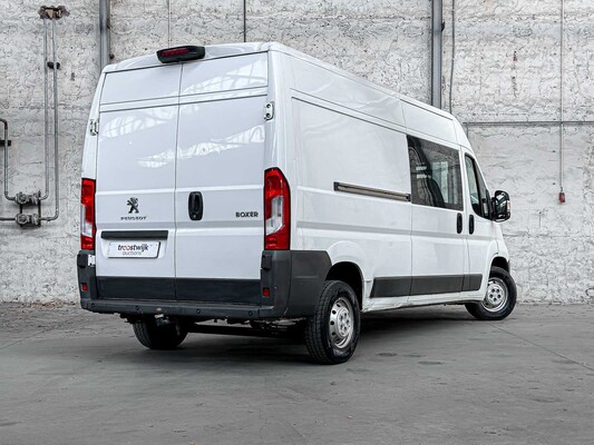 Peugeot Boxer 335 2.2 HDI L3H2 XR 150pk 2016 7-Persoons Bedrijfswagen, V-584-GT