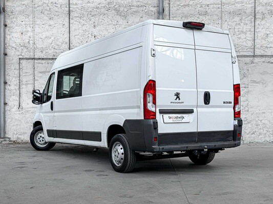 Peugeot Boxer 335 2.2 HDI L3H2 XR 150pk 2016 7-Persoons Bedrijfswagen, V-584-GT