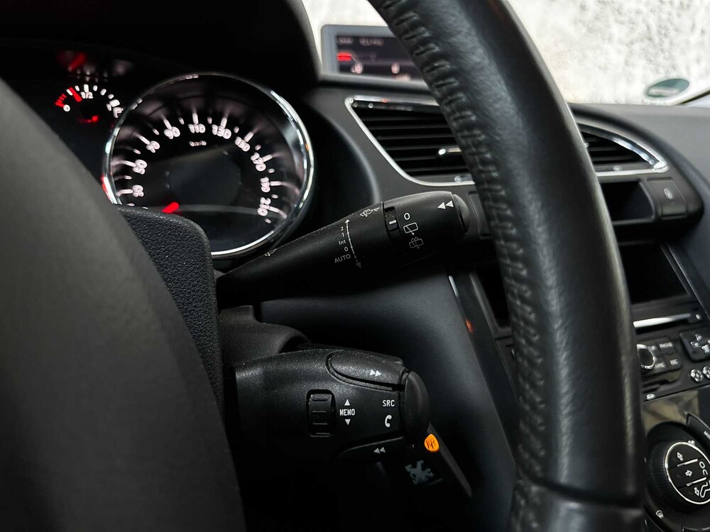 Peugeot 3008 1,6 THP ST 156 PS 2011 (Original-NL), 09-PTJ-7