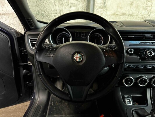 Alfa Romeo Giulietta 1,4 T Charakteristischer 170 PS 2012 (Original-NL), 00-XKP-5