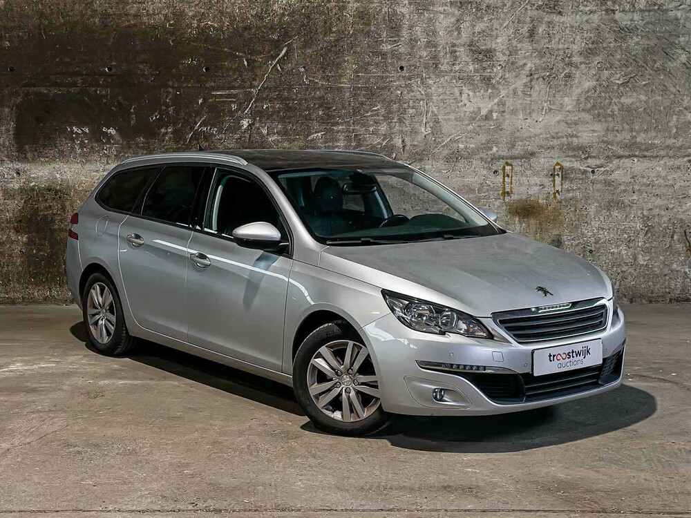 Peugeot 308 SW 1.2 PureTech Blue Lease Executive 110pk 2016 (Origineel-NL), JT-458-P