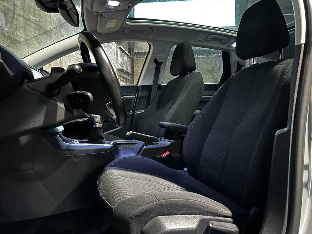 Peugeot 308 SW 1.2 PureTech Blue Lease Executive 110pk 2016 (Origineel-NL), JT-458-P