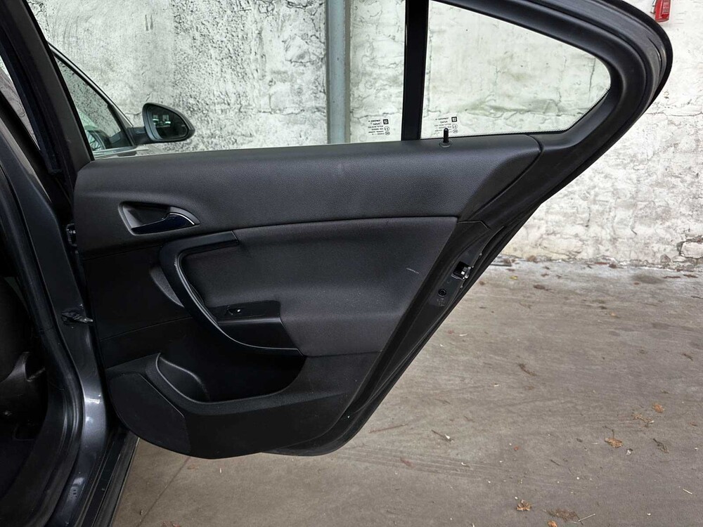 Opel Insignia 1.6 T Edition 179pk 2010 (Origineel-NL), 45-NJT-2