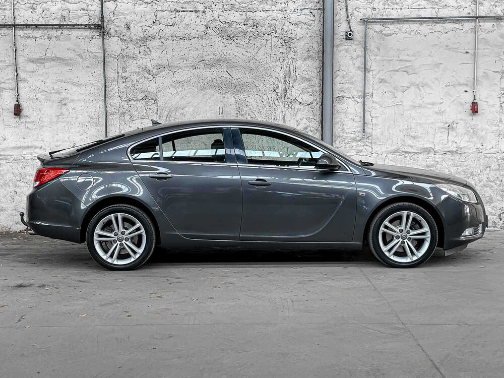 Opel Insignia 1.6 T Edition 179 PS 2010 (Original-NL), 45-NJT-2