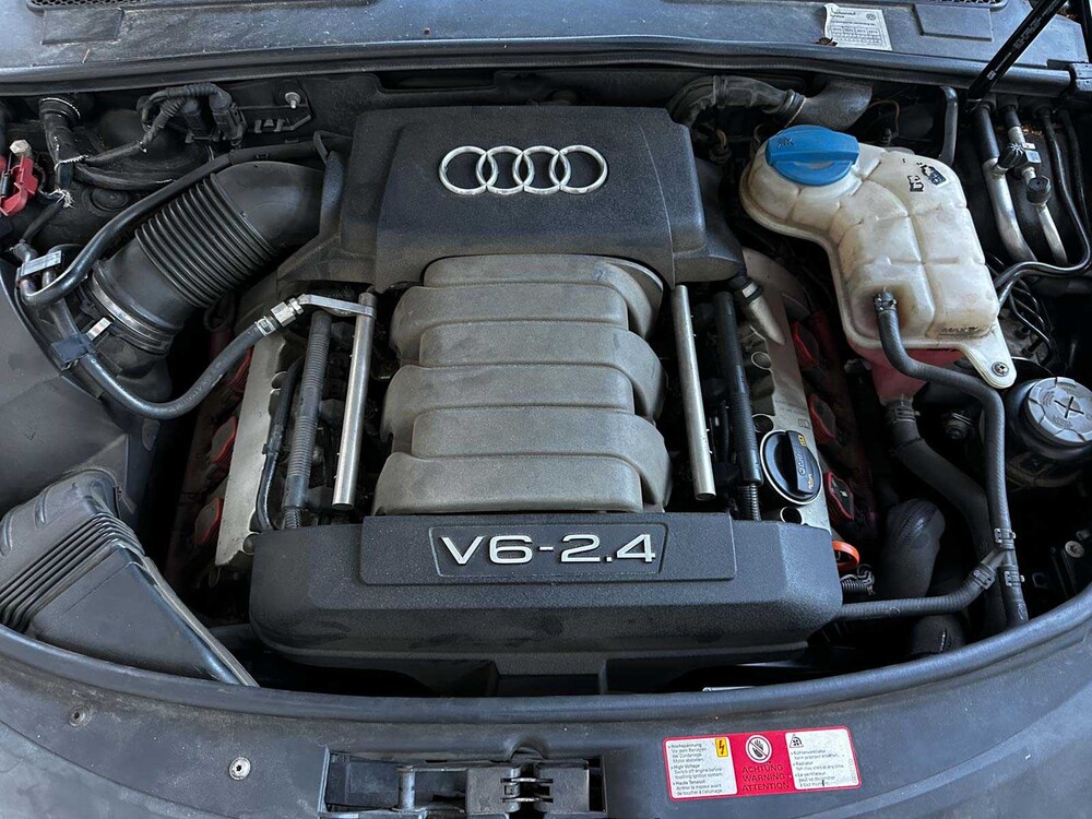 Audi A6 Avant 2.4 Pro Line 174pk 2005, 77-RN-FK