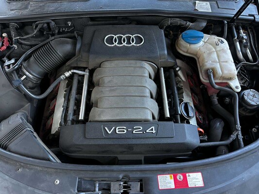 Audi A6 Avant 2.4 Pro Line 174pk 2005, 77-RN-FK