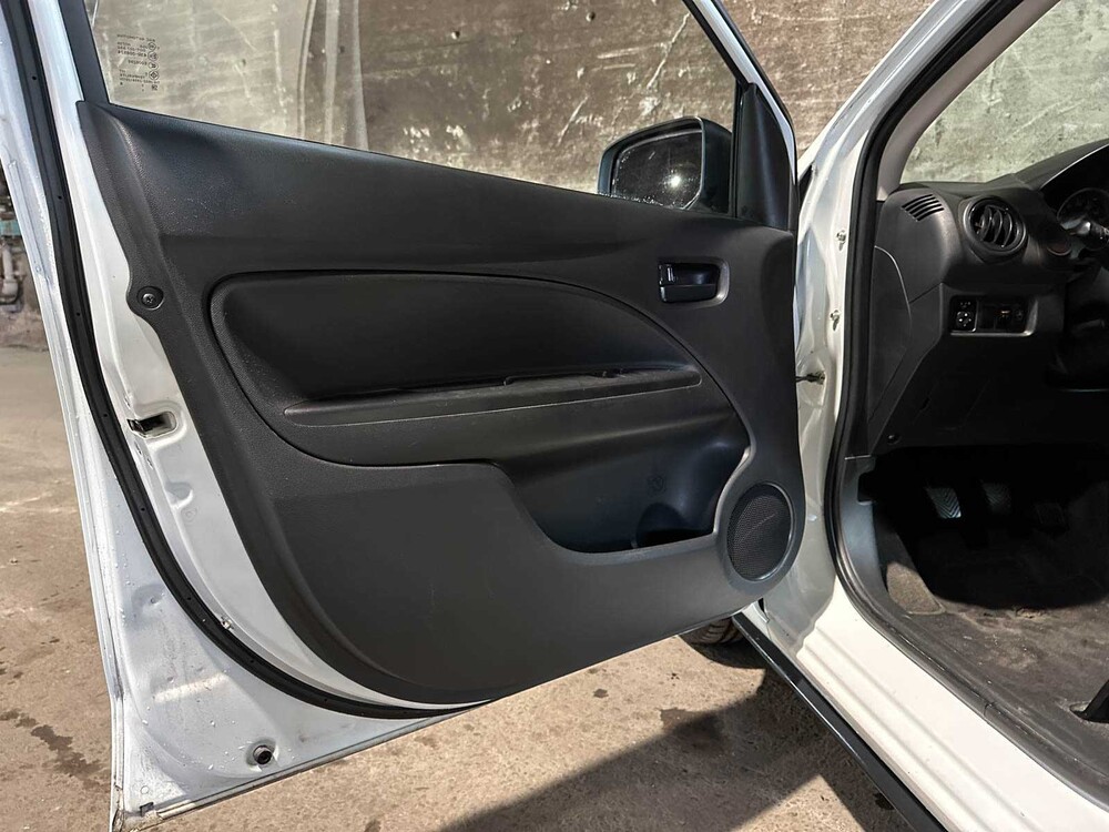 Mitsubishi Space Star 1.0 ClearTec Cool+ 70 PS 2019 (Original-NL), ZB-729-K 