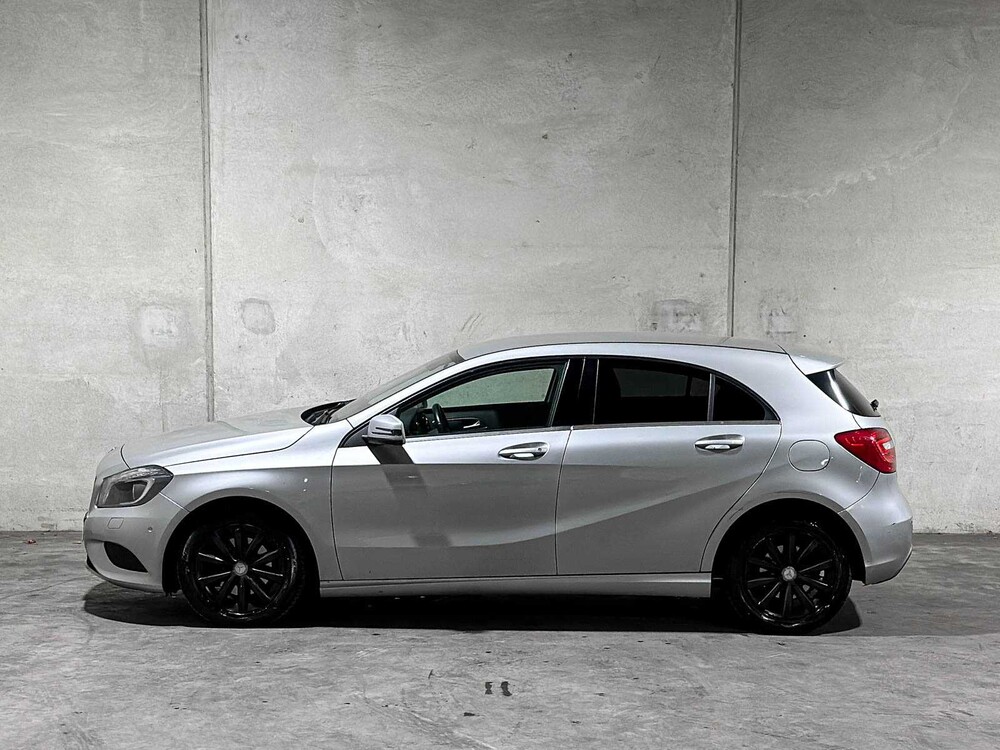 Mercedes-Benz A180 Ambition A-Klasse 121 PS 2012 (Original-NL), 75-ZJJ-1