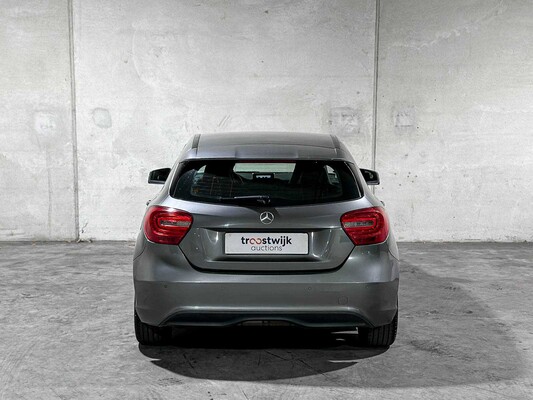 Mercedes-Benz A180 4U3 A-Baureihe 121 PS 2013 (Original-NL), 8-SRR-41