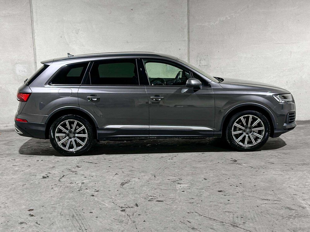 Audi Q7 55 TFSI e Quattro Pro Line Plus 3.0 380pk 2020, N-611-PF