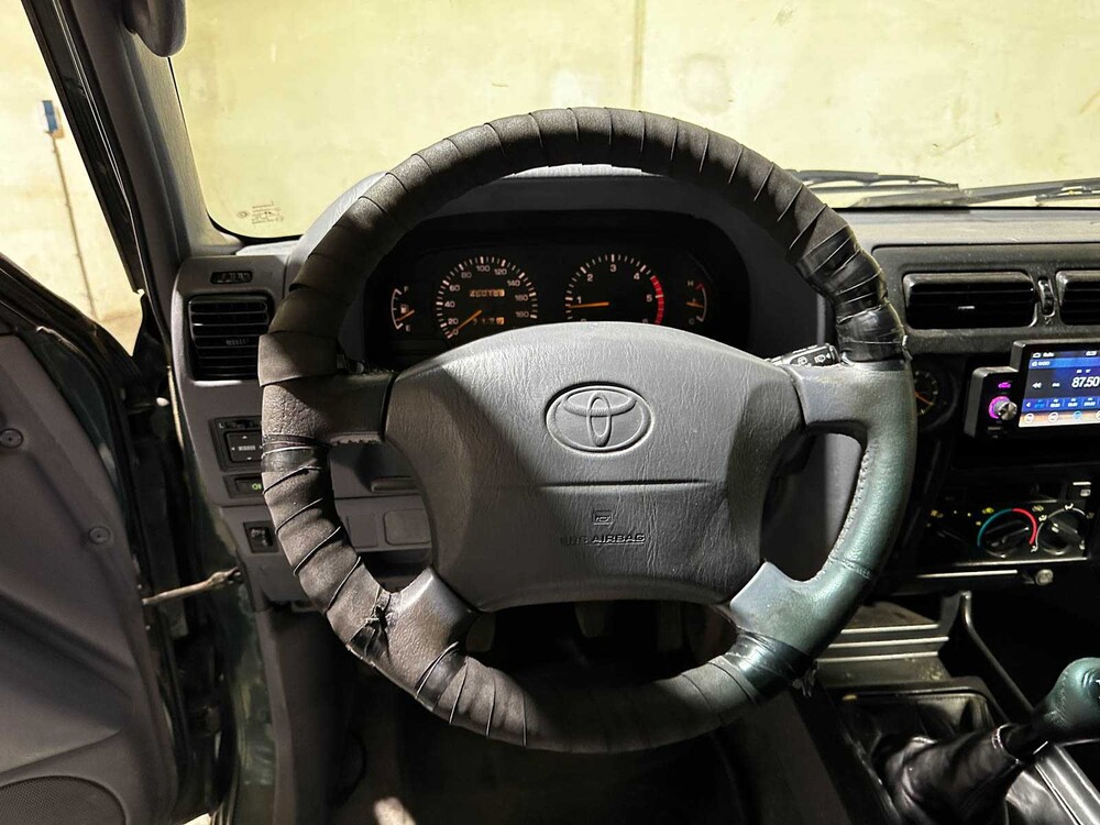 Toyota LandCruiser 90 3,0 HR Blind mit 123 PS 2000 (Original-NL), 27-VS-NR