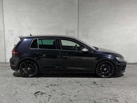 Volkswagen Golf 2.0 TSI R 4Motion 300 PS 2015, P-916-RV