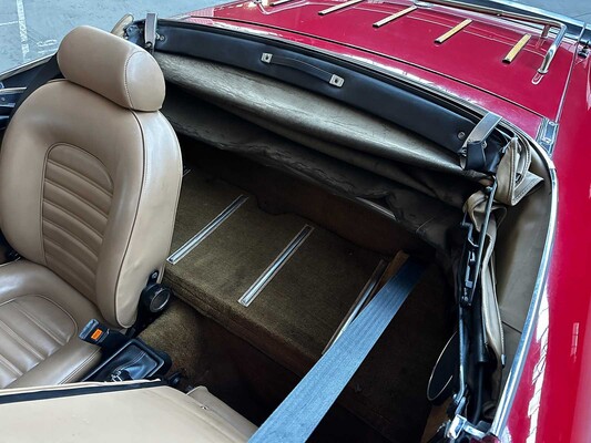 Alfa Romeo Spider 2.0 118hp 1987, NS-842-F