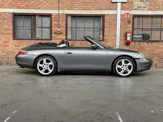 Porsche 911 Carrera Cabriolet 3.4 996 300hp 2001 Youngtimer