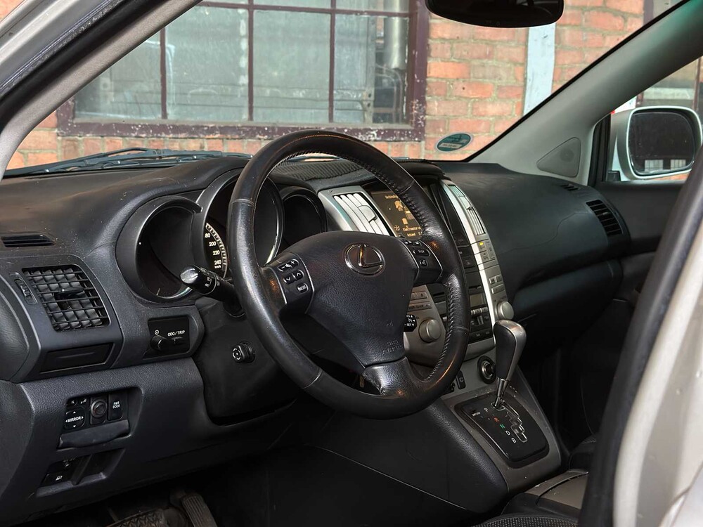 Lexus RX 400h Executive 3.3 211hp 2005 (Original-NL), 66-RT-XK
