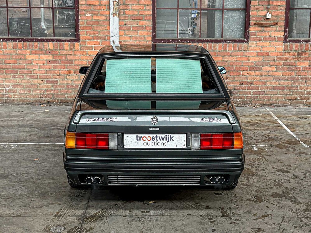 Maserati 424 245pk 1990, SJ-ZH-13