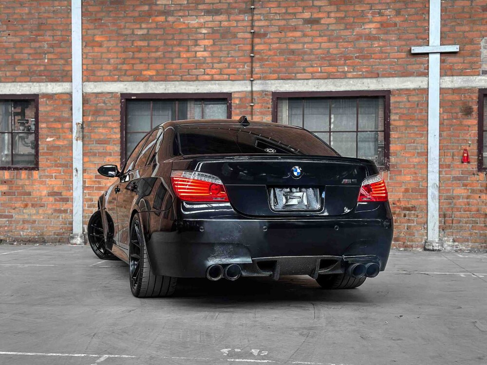 BMW M5 5.0 V10 E60 500pk 2008 5-serie Yountimer