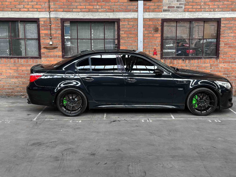 BMW M5 5.0 V10 E60 500pk 2008 5-serie Yountimer
