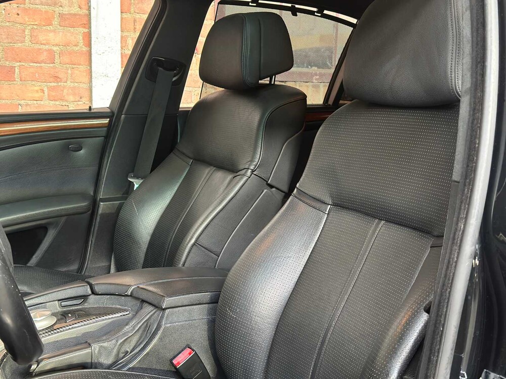 BMW M5 5.0 V10 E60 500pk 2008 5-serie Yountimer