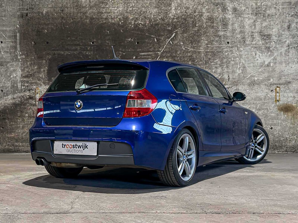 BMW 130i Introduction M-Sport 3.0 6-cilinder in-lijn 265pk 2005 1-serie, 50-TH-RD Youngtimers
