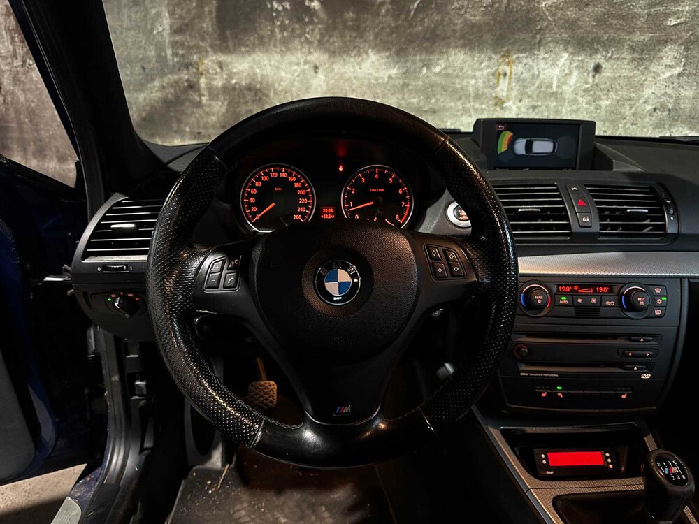 BMW 130i Introduction M-Sport 3.0 6-cilinder in-lijn 265pk 2005 1-serie, 50-TH-RD Youngtimers