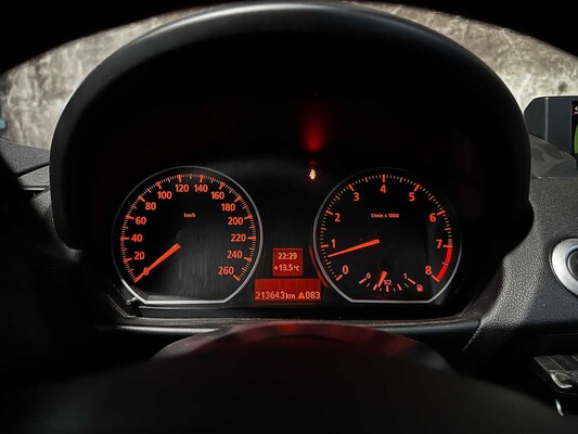 BMW 130i Introduction M-Sport 3.0 6-cilinder in-lijn 265pk 2005 1-serie, 50-TH-RD Youngtimers