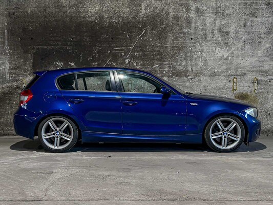 BMW 130i Introduction M-Sport 3.0 6-cilinder in-lijn 265pk 2005 1-serie, 50-TH-RD Youngtimers