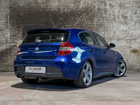 BMW 130i Introduction M-Sport 3.0 6-cilinder in-lijn 265pk 2005 1-serie, 50-TH-RD Youngtimers